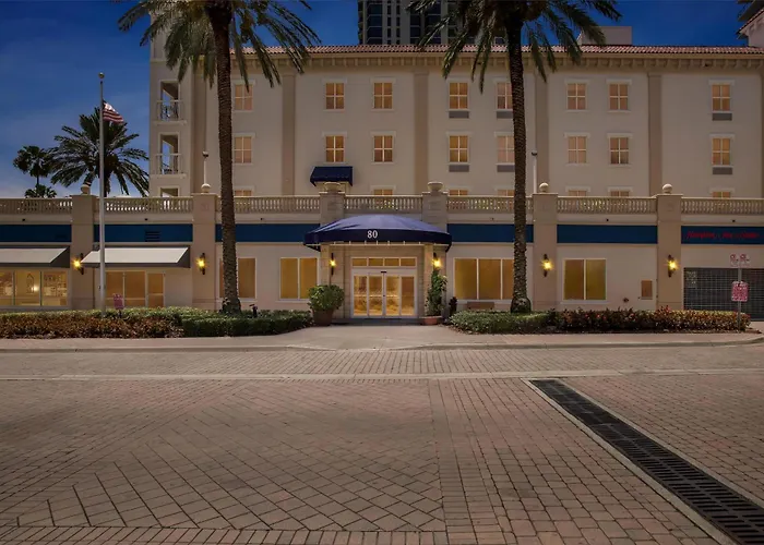 Hampton Inn & Suites St. Petersburg/Downtown