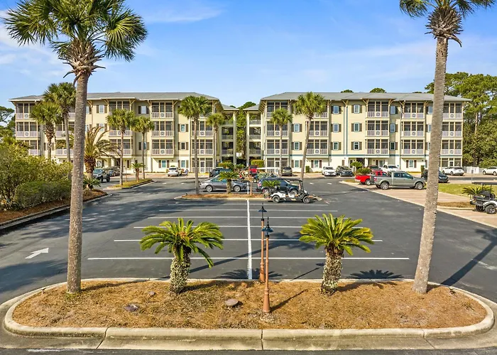 Remarkably Updated 3/2 In Seagrove Highlands - Gulf Views Sleeps 9!