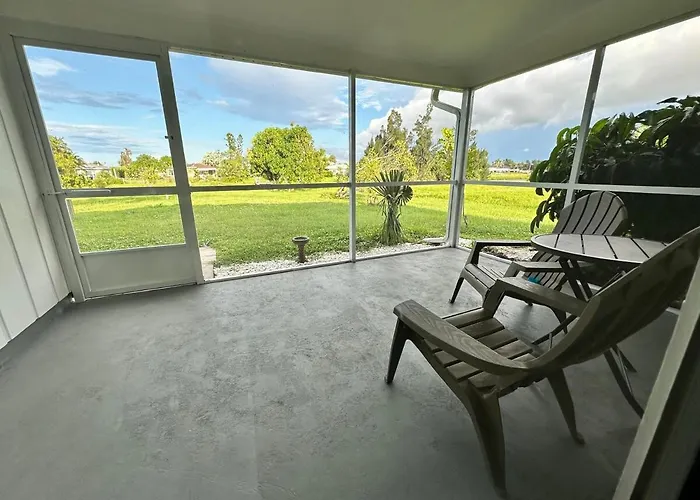 Canalfront Near Beaches Private Home Remodeled