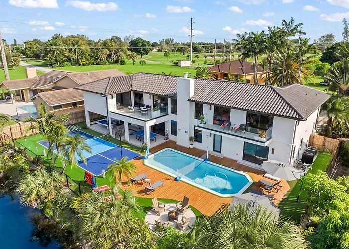 Dream Retreat 11 Bdr Pool, Spa, Sauna, Gym, Cold Plunge L75