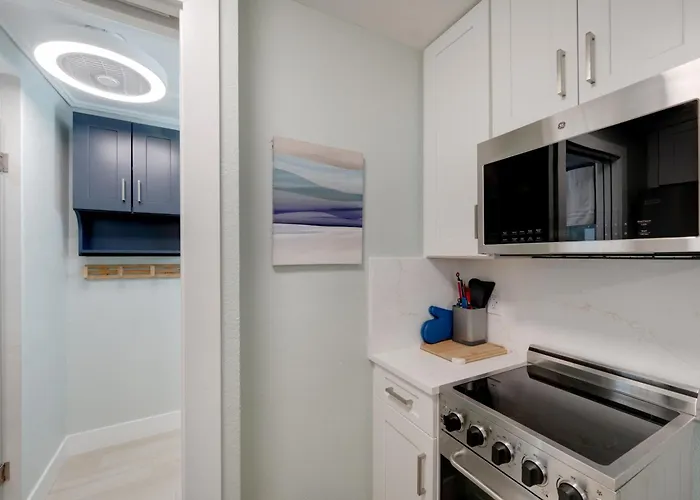A Beach Retreat On Casey Key