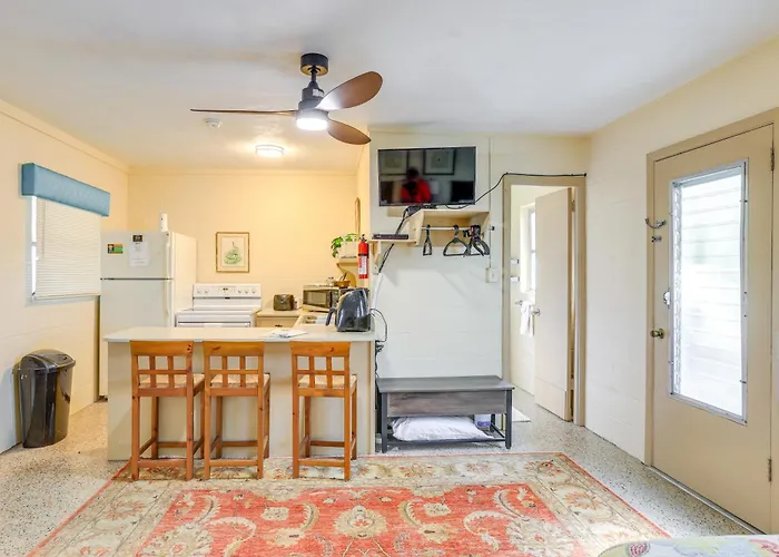 Dock & Fire Pit: Scenic Studio On Suwannee River!
