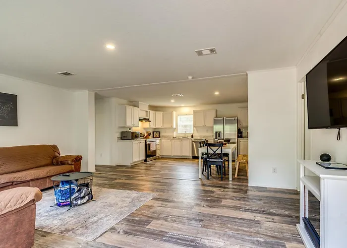 'Bovee'S Riverhouse' Dunnellon Family Getaway!
