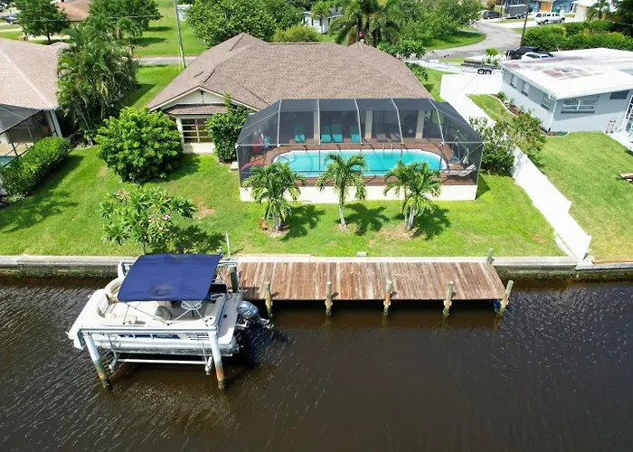House With A Boatyour Private Waterfront Resort