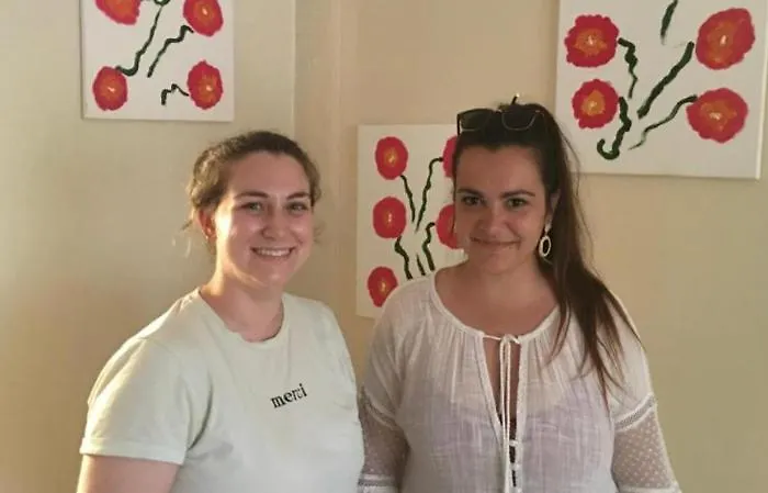 The Hollywood International Hostel - 24 Hour Check In - Under New Management