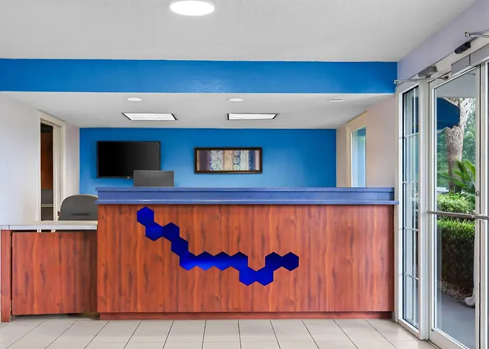 Travelodge Suites By Wyndham Macclenny I-10