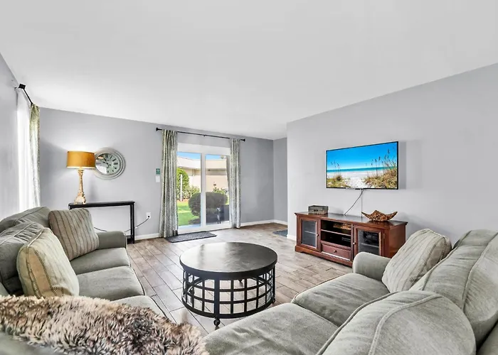 Summerhouse Townhomes #6- Blue Pearl