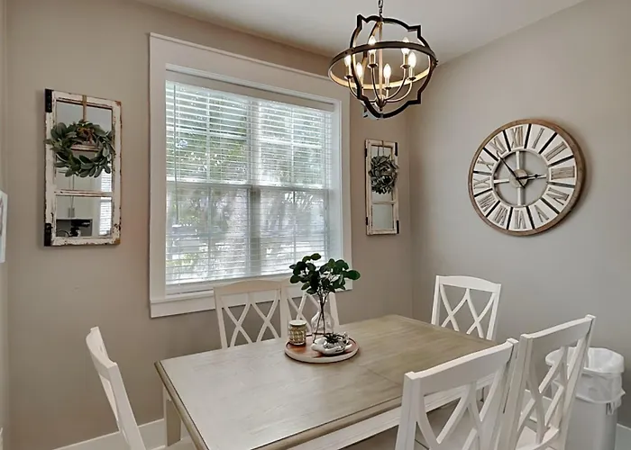 Bungalows At Seagrove #138
