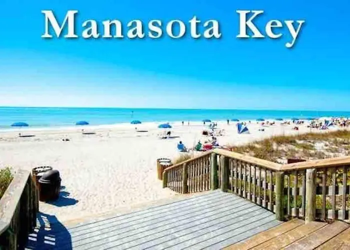 Waterfront "Paradise Bay" Wows Guests! Pool & Bay