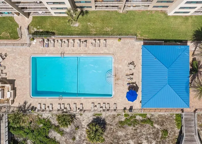 Steps To Oceanside Condo
