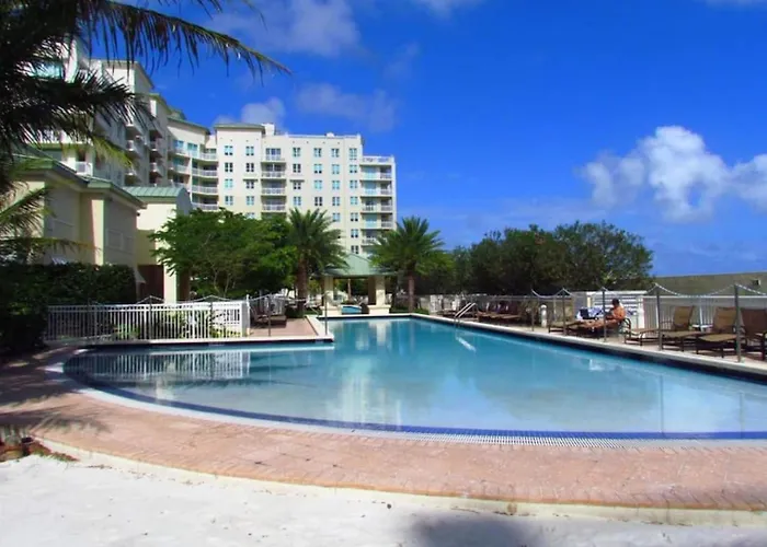 One Bedroom In Amazing Condobeach Pass Included!