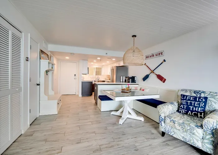 Private Beach Access & Gulf Views: Hudson Condo!