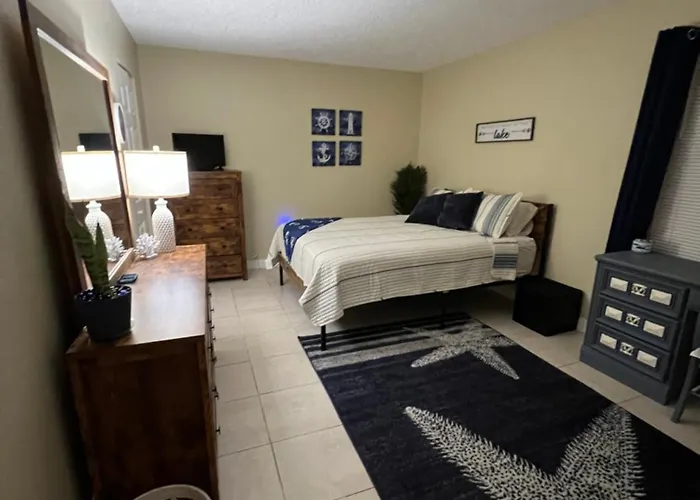 The Corner Cottage