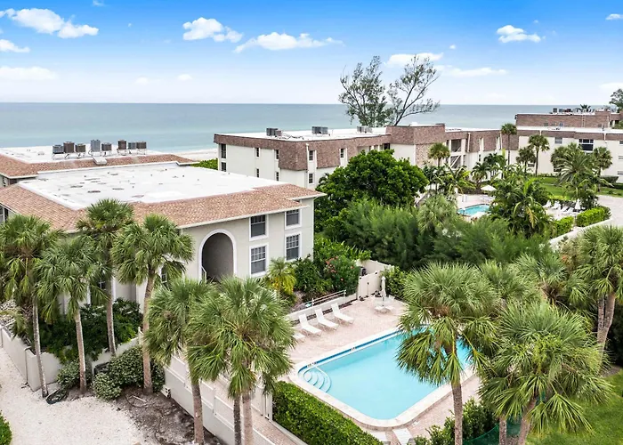 Luxury Beachfront Retreat On Longboat Key