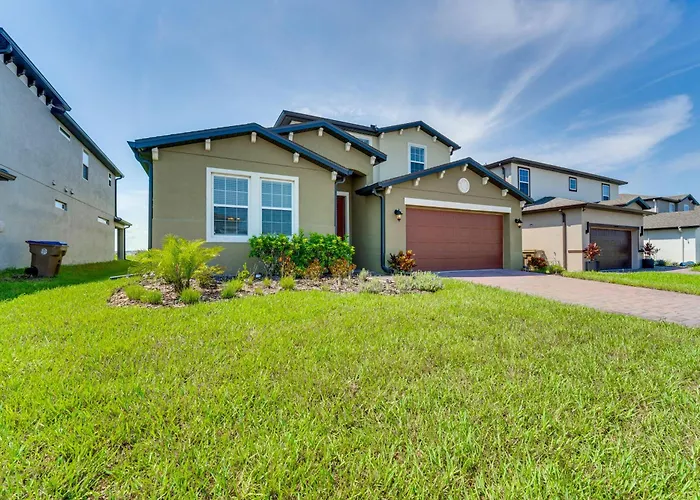 Pool Access: Family Gem W/ Views In St Cloud!