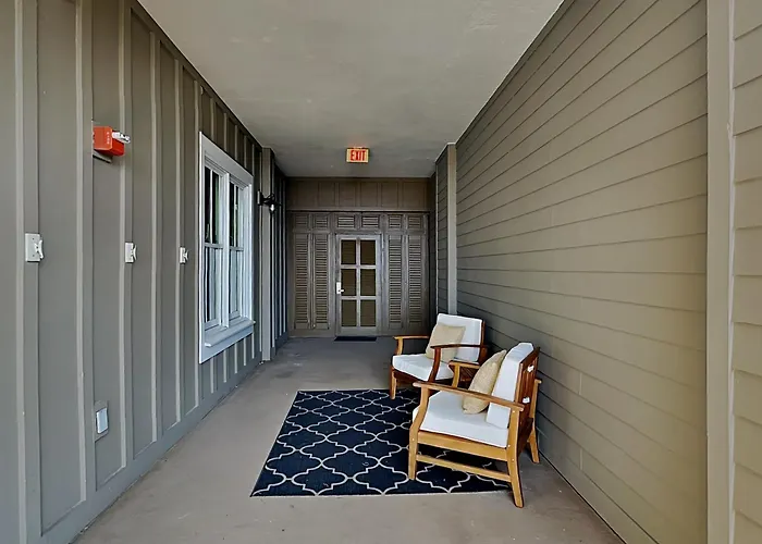 Redfish Village M2 423