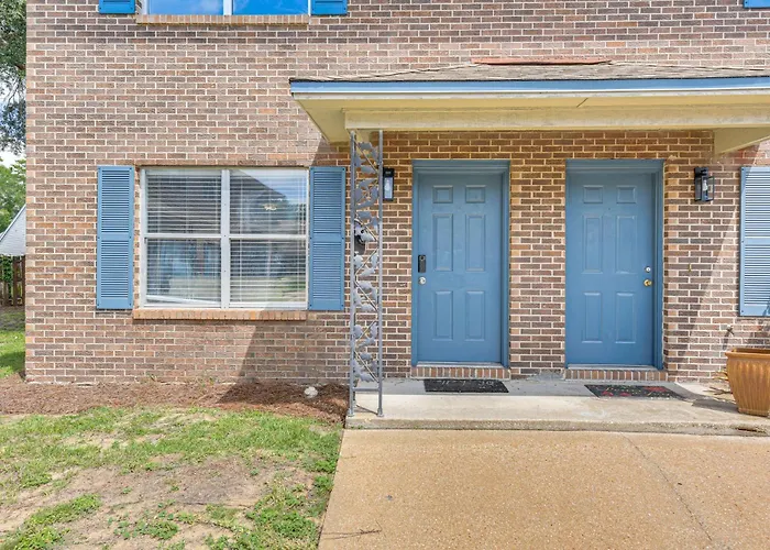 2 Mi To State Park: Dog-Friendly Niceville Home