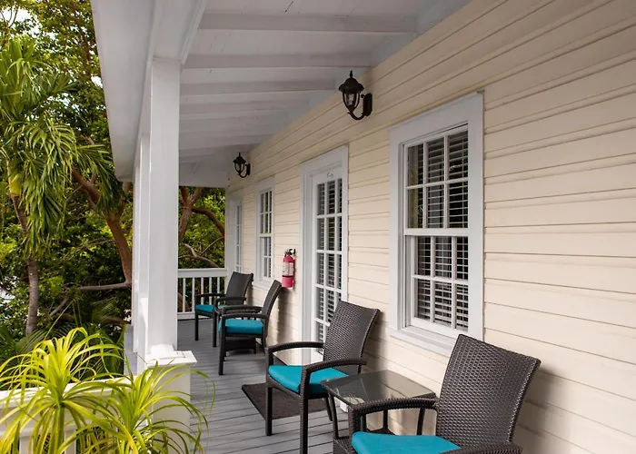 Flor De Cana At Azul Mansion Key West