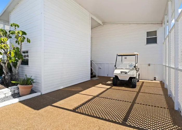 New - Island Getaway - Waterfront Home With Gulf Access & Optional Boat!