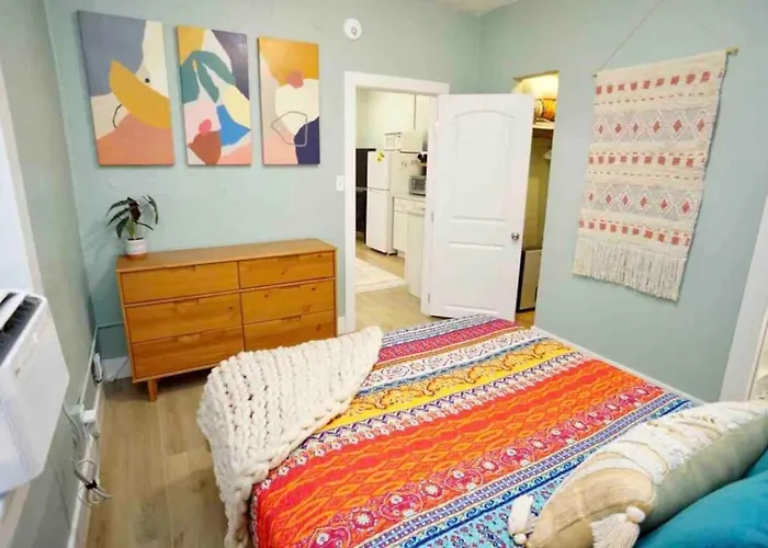 Boho Vibes! Walk 2 Beach & Ocean Center!