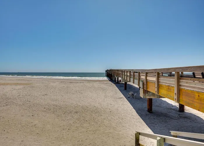 Walk To St Augustine Beach! Condo W/ Pool Access