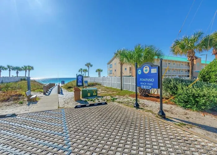 Oar'Asis Heated Pool Beach View