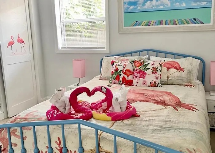 Flamingo Cottage 2 Bedroom
