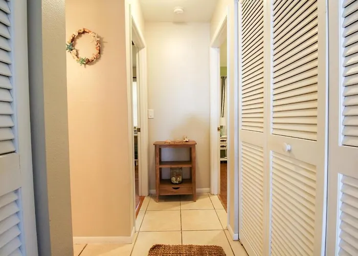 Charming Home Near Manasota Key Beach