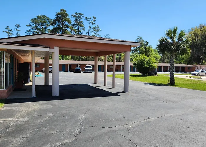 Economy Inn