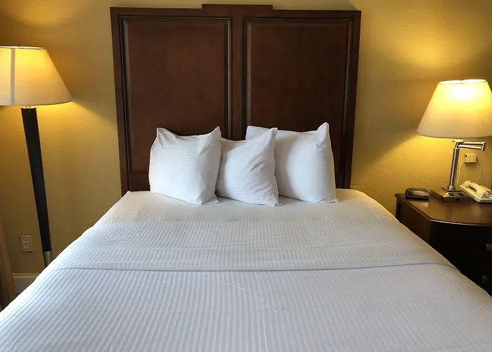Days Inn By Wyndham Fort Walton Beach