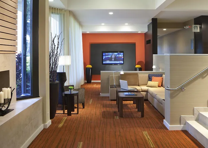 Courtyard Miami Airport West Doral