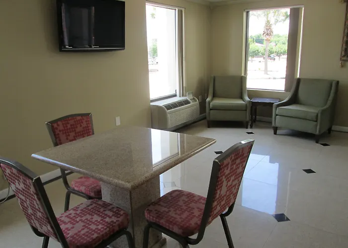 Regency Inn Near Boardwalk & Hurlburt Field