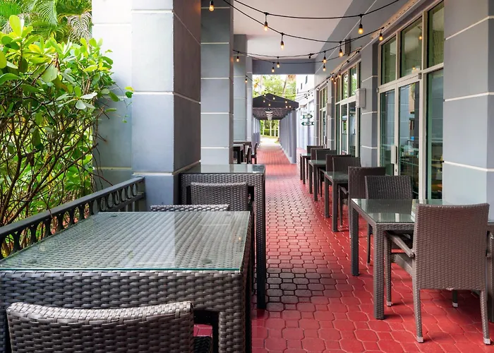 Holiday Inn Miami-Doral Area By Ihg