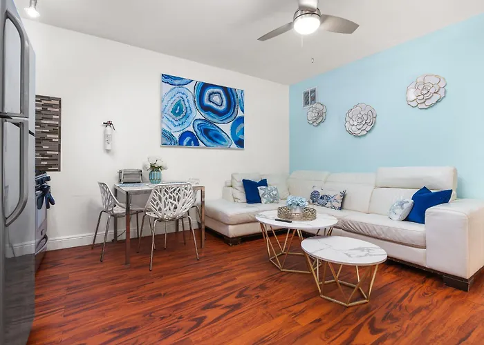 The Pearl Beachside Apartments On Hollywood Beach