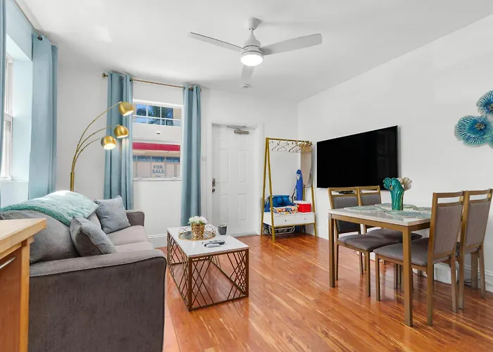 The Pearl Beachside Apartments On Hollywood Beach