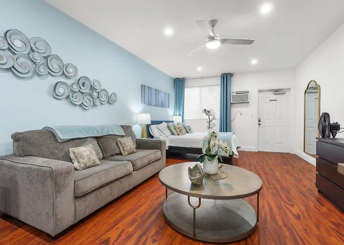 The Pearl Beachside Apartments On Hollywood Beach