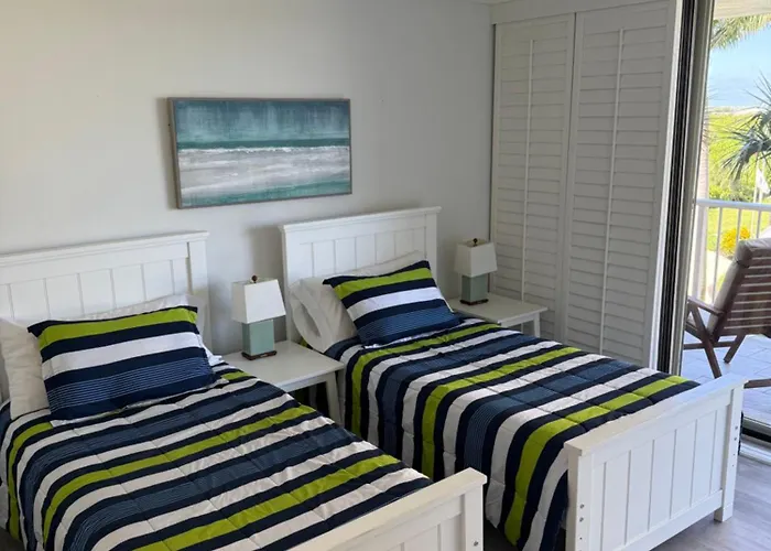 Beach Front Condo In Paradise Marco Island