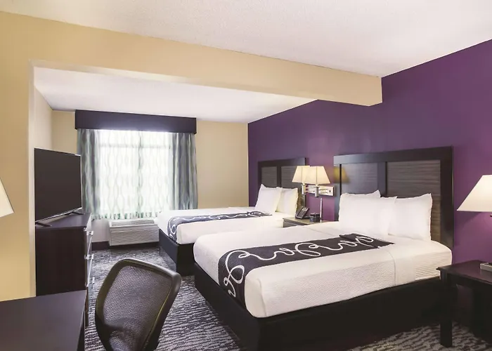 Comfort Inn & Suites Clearwater South