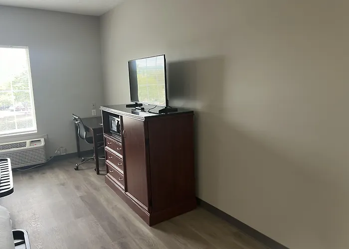 Baymont By Wyndham Lakeland