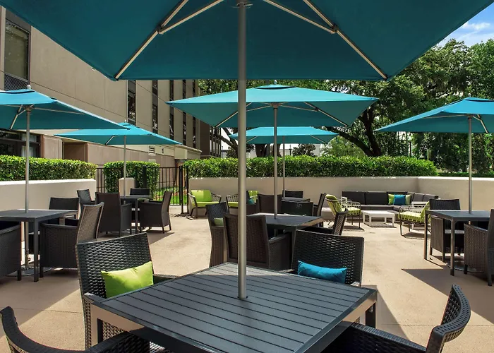 Hampton Inn & Suites At Lake Mary Colonial Townpark