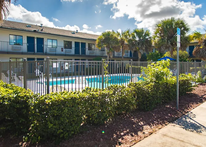 Motel 6-Ft. Pierce, Fl