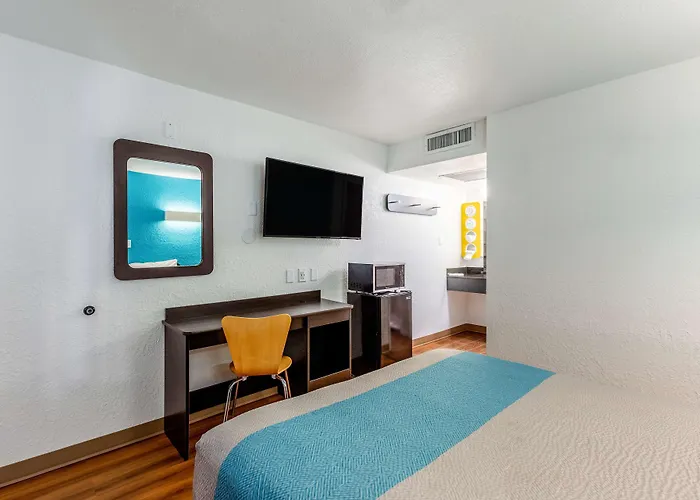 Motel 6-Valdosta, Ga - University