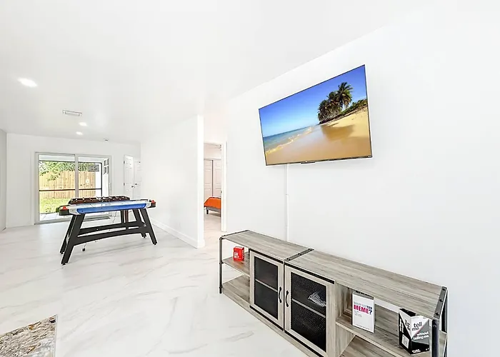 Delray Beach Escape | Near Downtown & Beaches