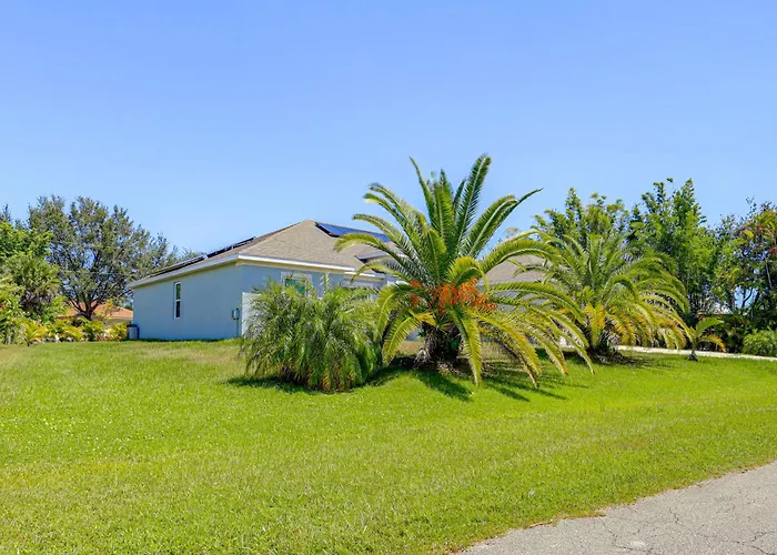 Spacious Home Near Dtwn Psl: Travel Nurses Welcome