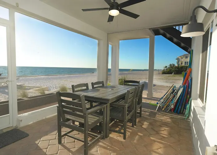 Beachfront Ground Floor Lanai Sunset Views