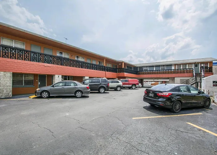 Rodeway Inn & Suites Winter Haven Chain Of Lakes