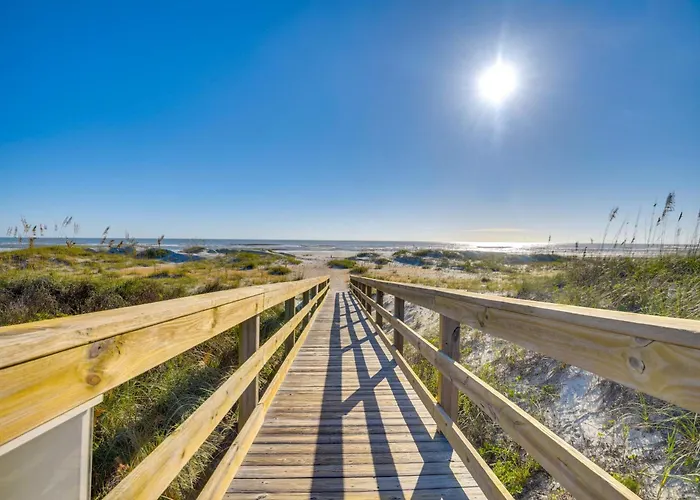 St Augustine Condo W/ Pool Near Flagler College