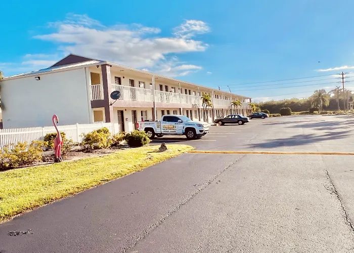 Flamingo Motel