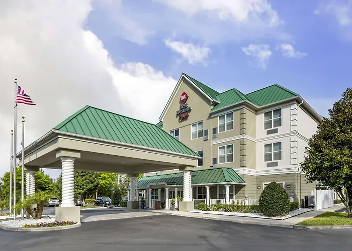 Best Western Plus First Coast Inn And Suites