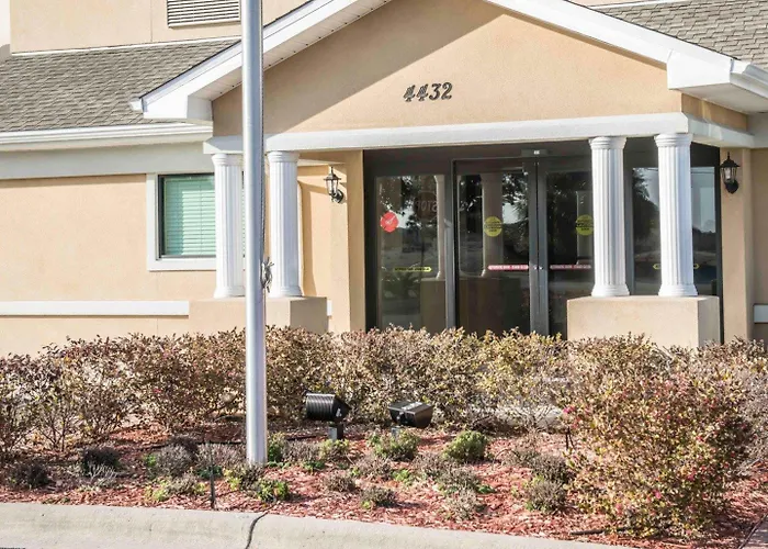 Suburban Studios Near Panama City Beach